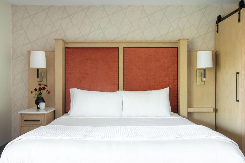 The Embers Hotel image