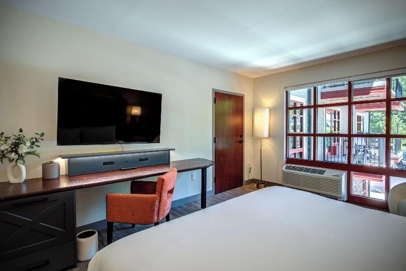The Embers Hotel image
