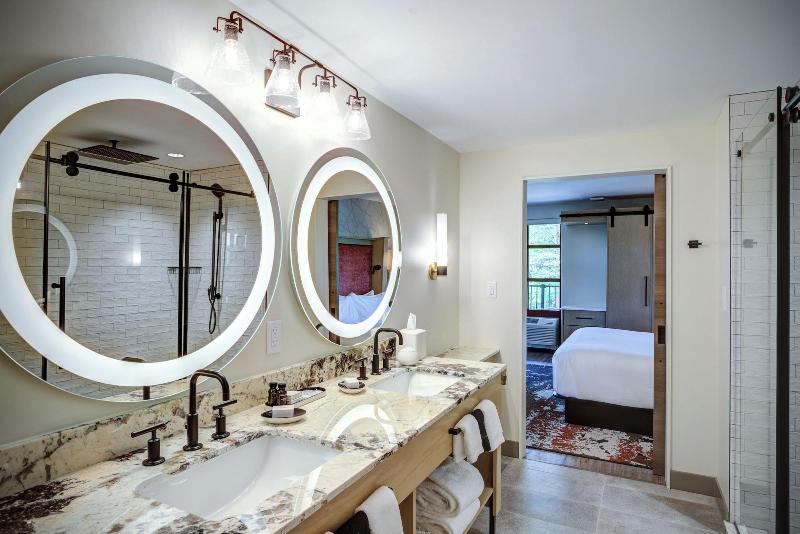 The Embers Hotel image