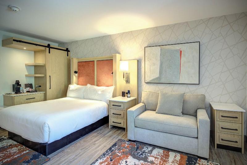 The Embers Hotel image