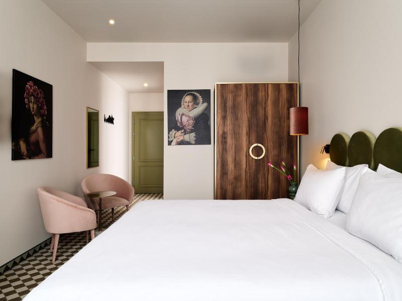 Hotel Pietryna image