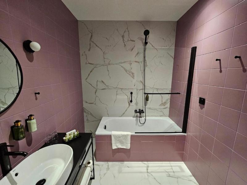 Hotel Pietryna image