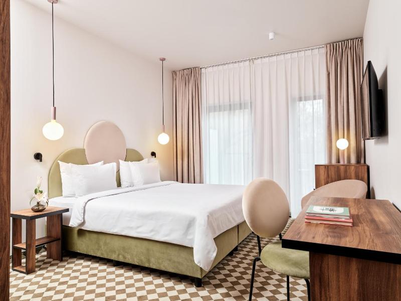Hotel Pietryna image