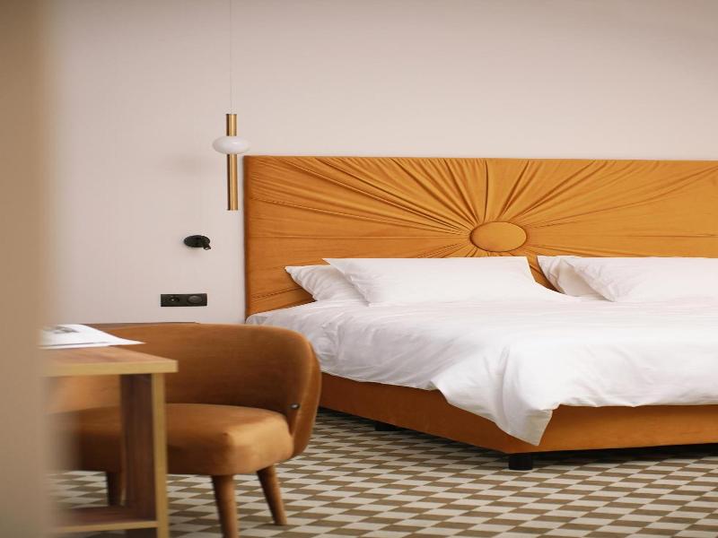 Hotel Pietryna image