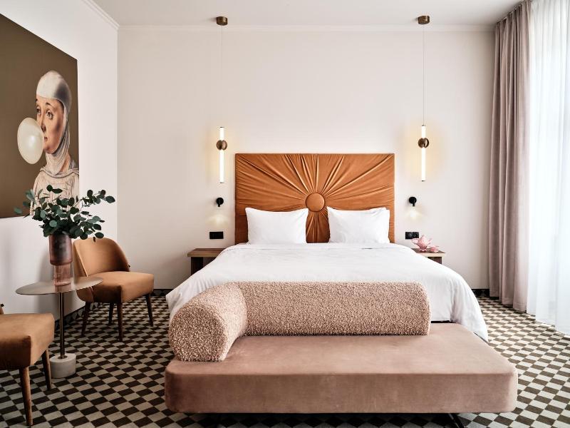 Hotel Pietryna image