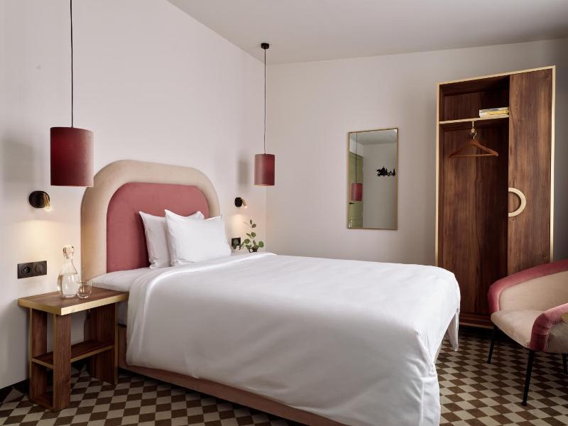 Hotel Pietryna image