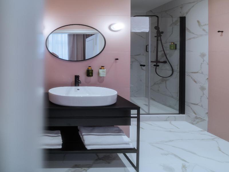 Hotel Pietryna image