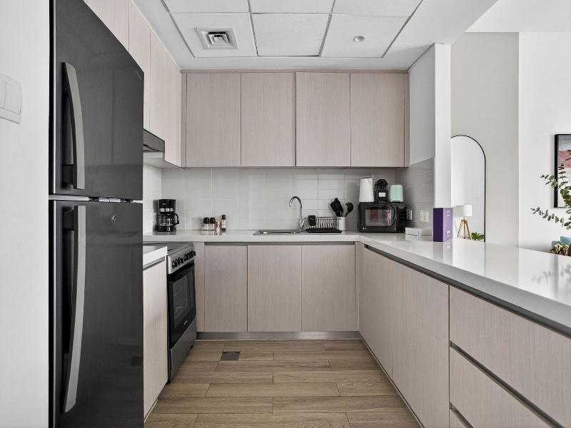 Silkhaus Waters Edge Tower Yas Island image