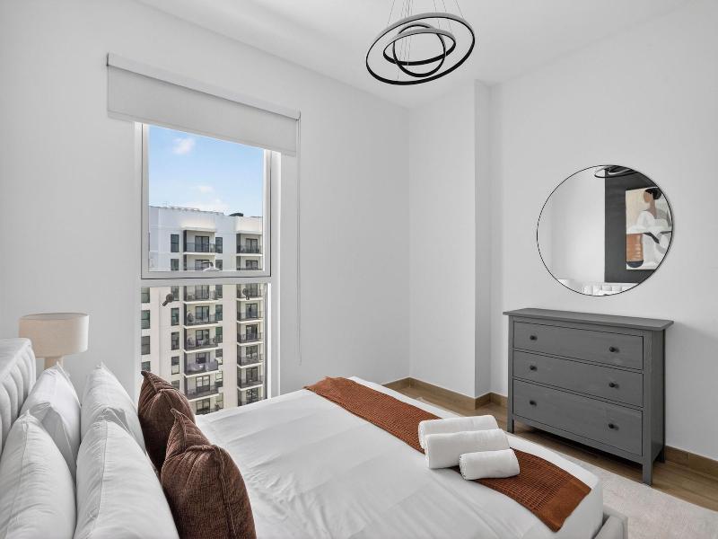 Silkhaus Waters Edge Tower Yas Island image