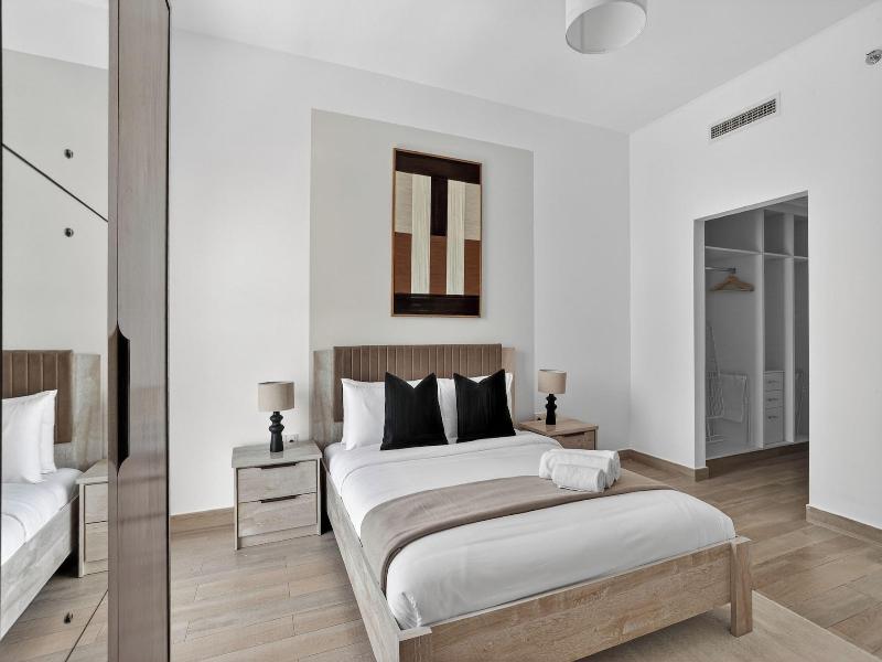 Silkhaus Waters Edge Tower Yas Island image