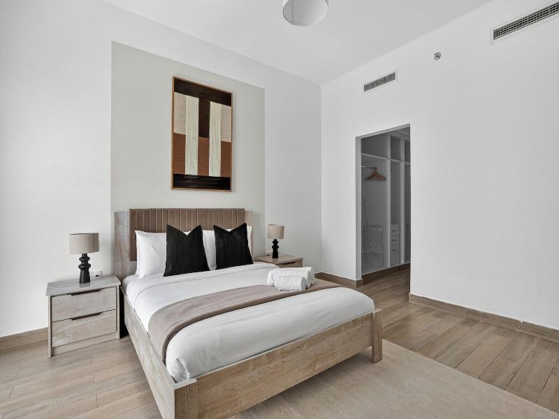 Silkhaus Waters Edge Tower Yas Island image