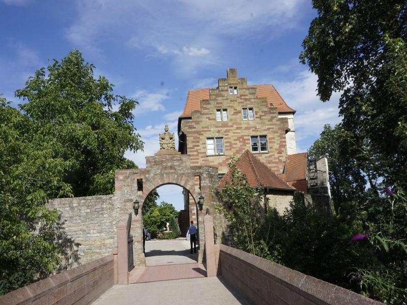 Eventlocation Hotel Schloss Neuburg image