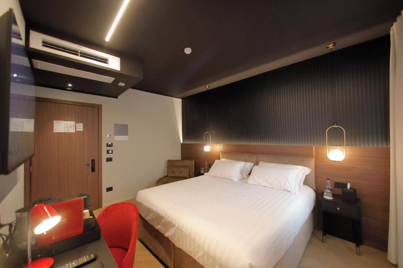 Hotel Namia By Dori image