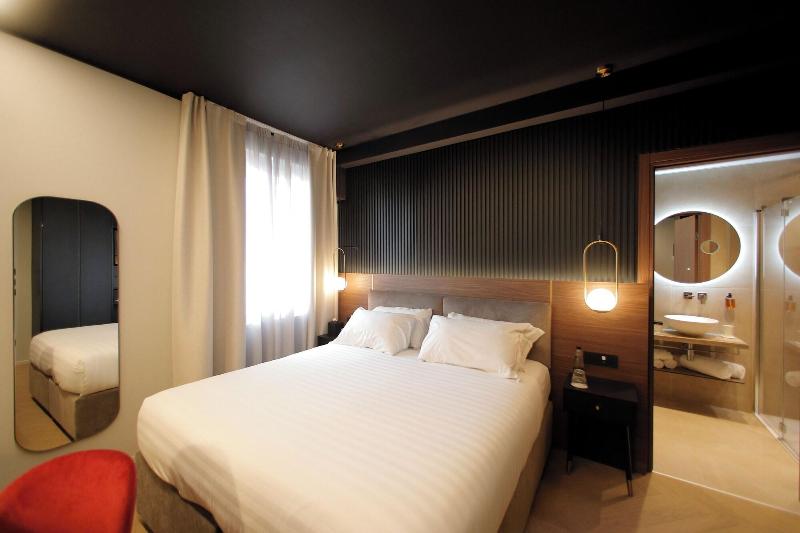 Hotel Namia By Dori image