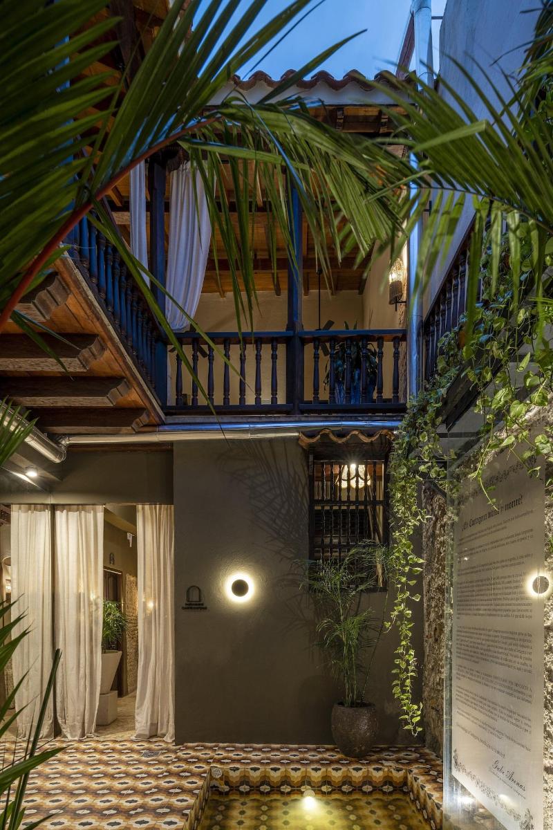 Privado Selfservice Boutique Rooms image