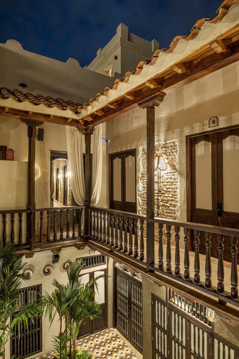 Privado Selfservice Boutique Rooms image