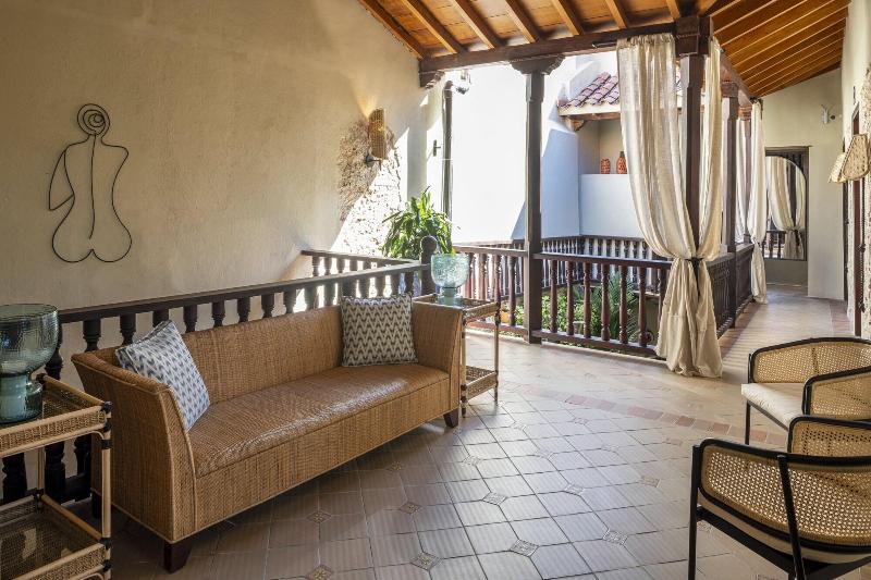 Privado Selfservice Boutique Rooms image