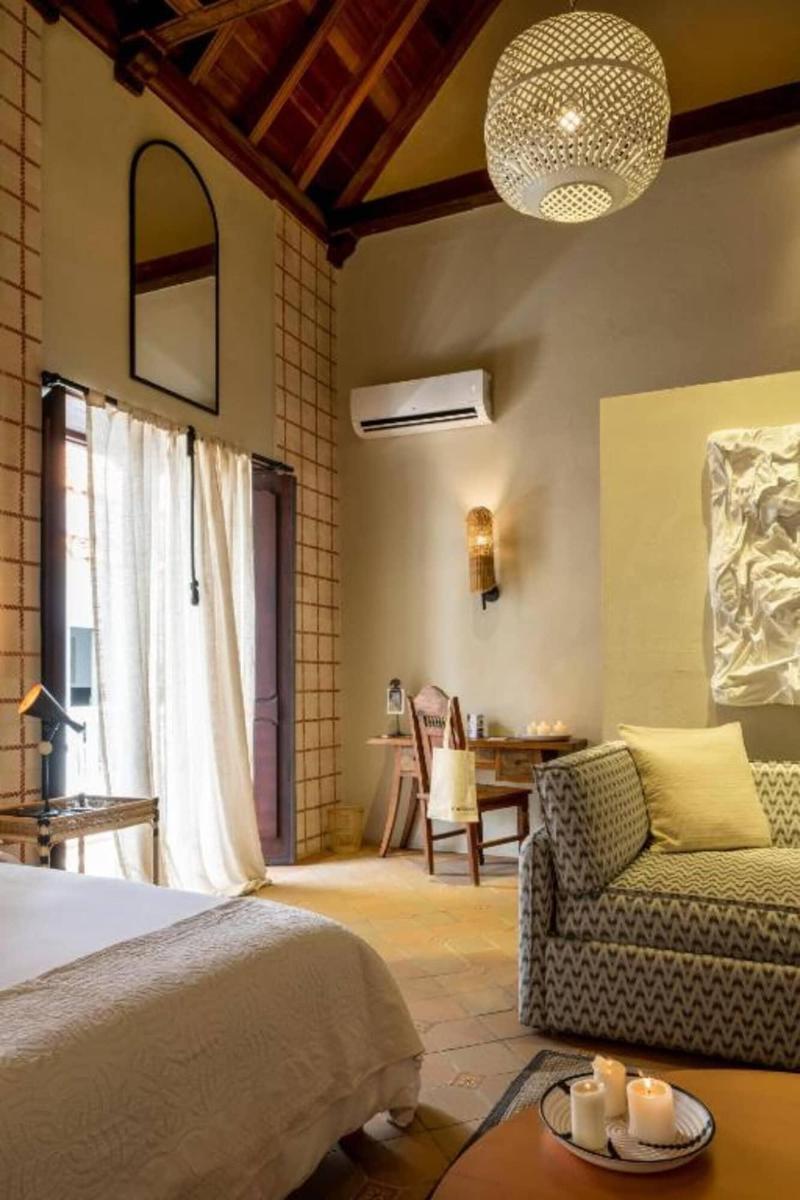 Privado Selfservice Boutique Rooms image