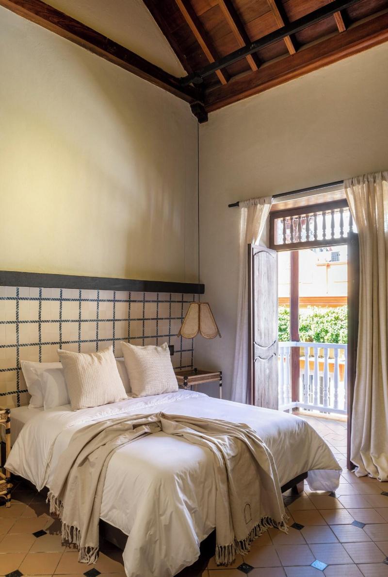 Privado Selfservice Boutique Rooms image