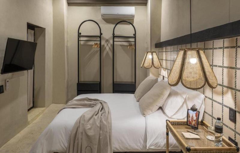 Privado Selfservice Boutique Rooms image