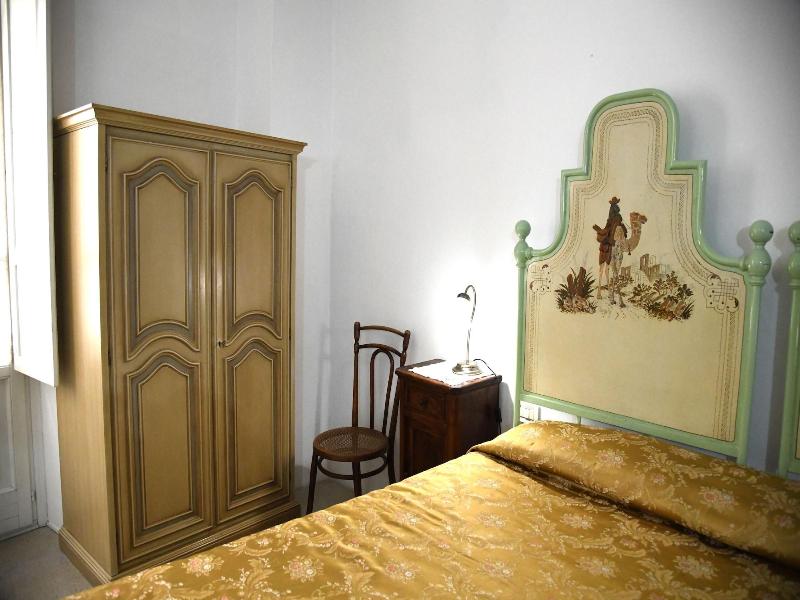 Domo Peonia Bianca image
