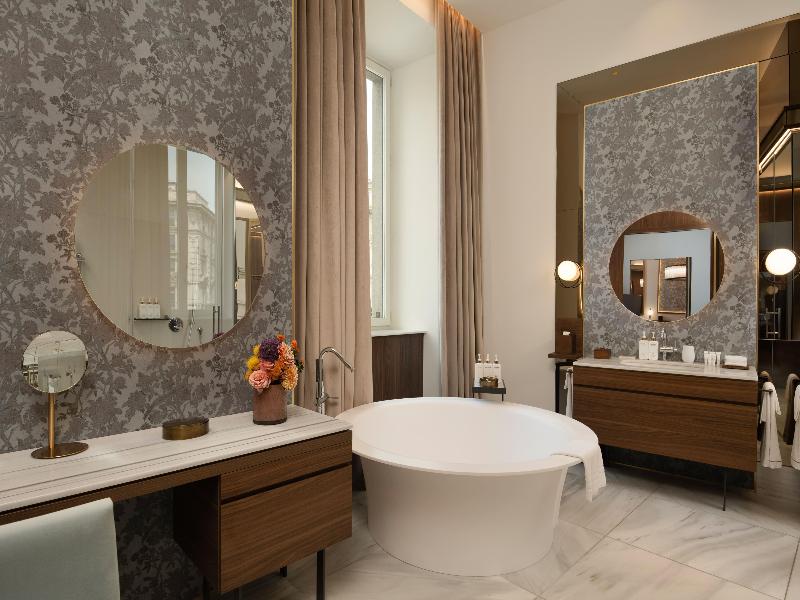 Palazzo Cordusio A Gran Melia Hotel image