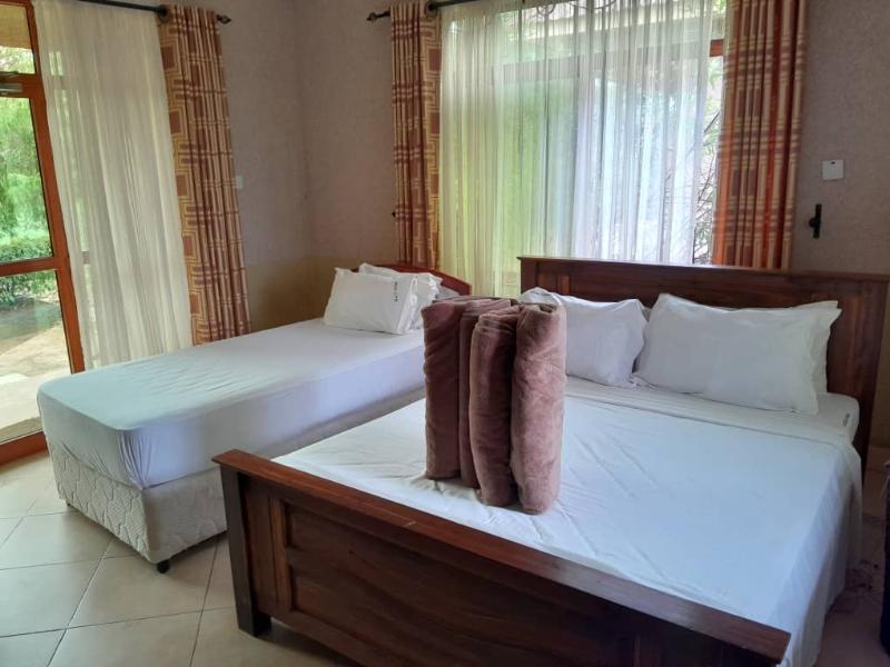 Mikumi Resort & Campsite image