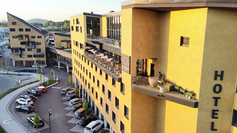 Hotel Zentrum Für Visionen image