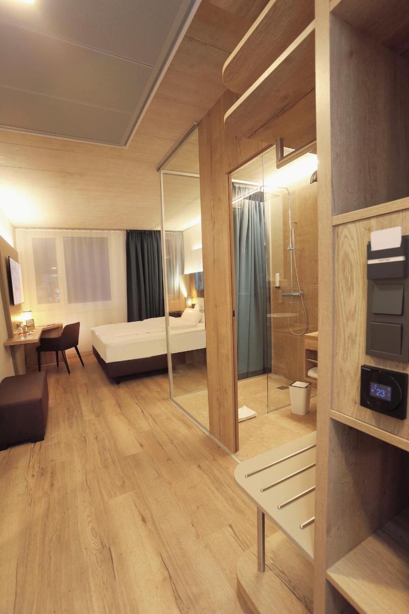Hotel Zentrum Für Visionen image