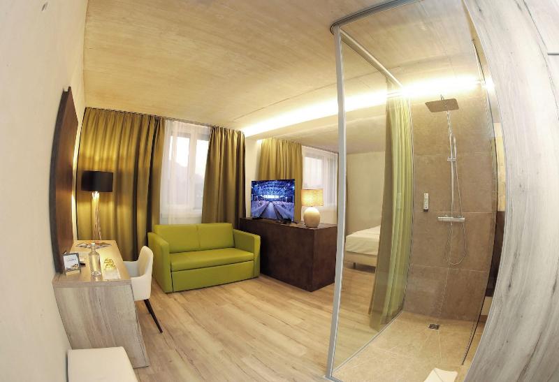 Hotel Zentrum Für Visionen image
