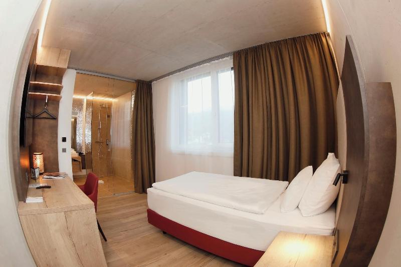 Hotel Zentrum Für Visionen image