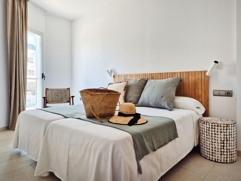 Apartaments Proa Es Pujols image