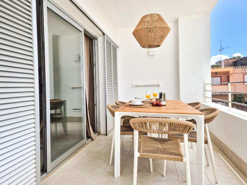 Apartaments Proa Es Pujols image