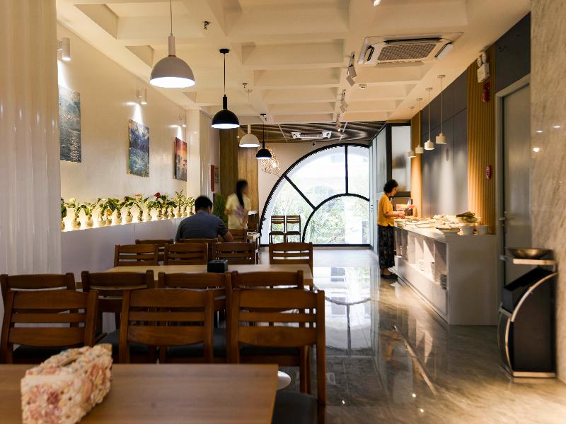 Anstay Residence by A La Carte  Ha Long image