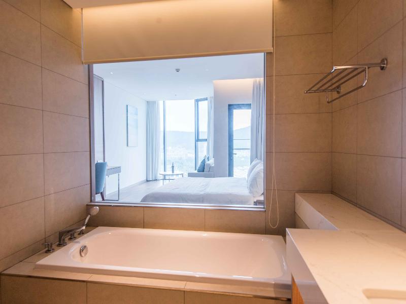 Anstay Residence by A La Carte  Ha Long image