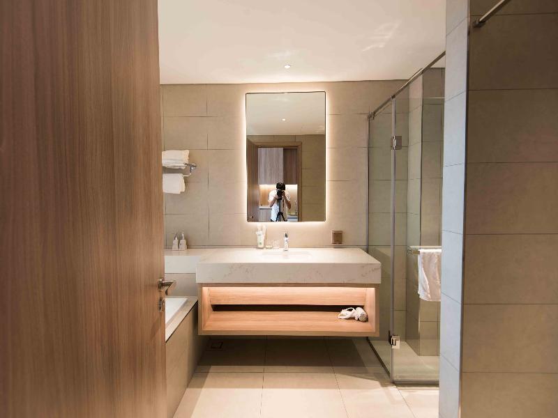 Anstay Residence by A La Carte  Ha Long image