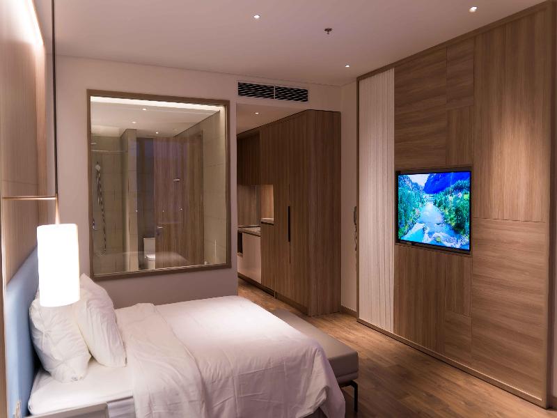 Anstay Residence by A La Carte  Ha Long image