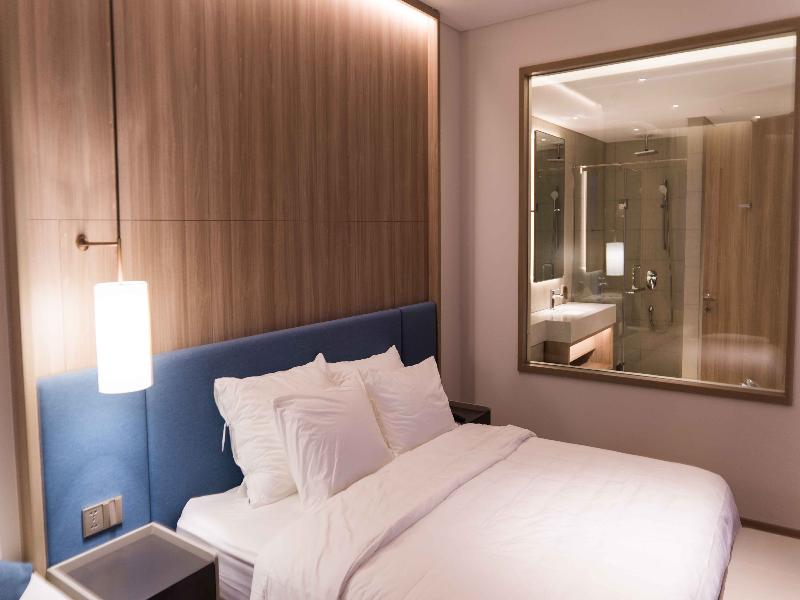 Anstay Residence by A La Carte  Ha Long image