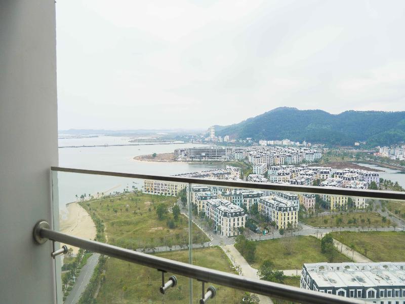 Anstay Residence by A La Carte  Ha Long image