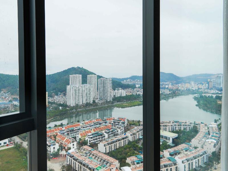 Anstay Residence by A La Carte  Ha Long image