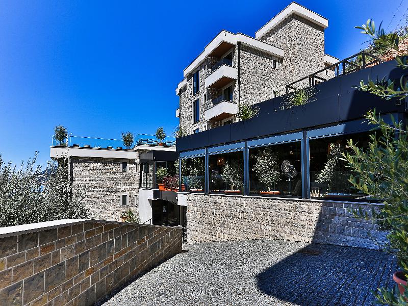 Hotel kingStone Budva image
