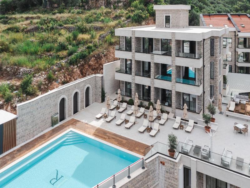 Hotel kingStone Budva image