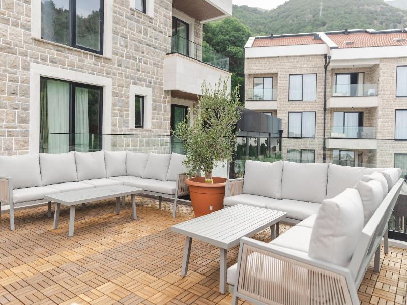 Hotel kingStone Budva image