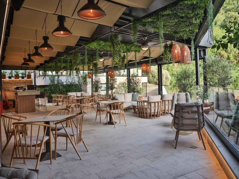Hotel kingStone Budva image