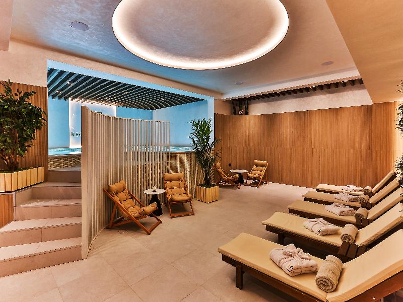Hotel kingStone Budva image