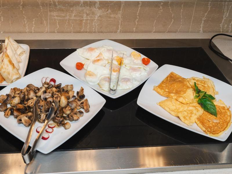 Hotel kingStone Budva image