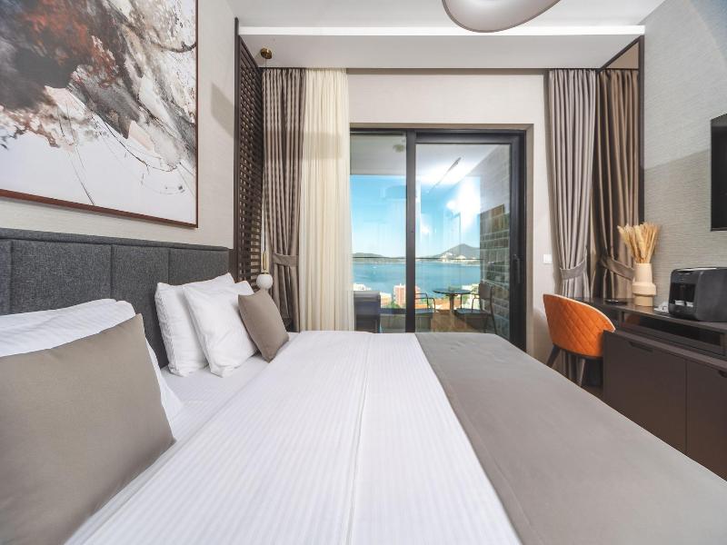 Hotel kingStone Budva image