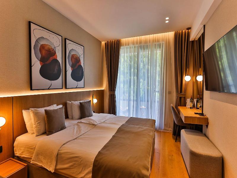 Hotel kingStone Budva image