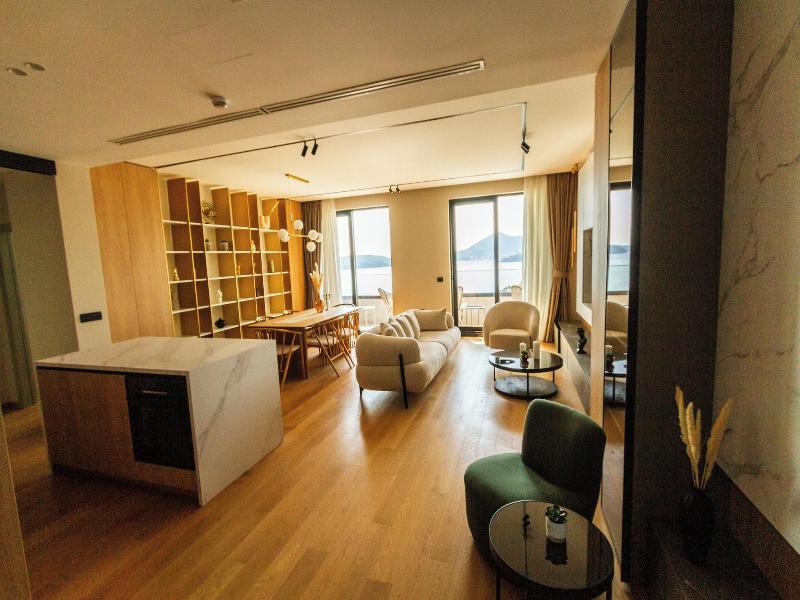 Hotel kingStone Budva image