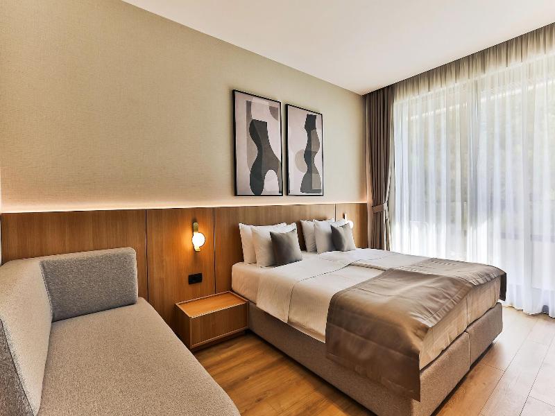 Hotel kingStone Budva image